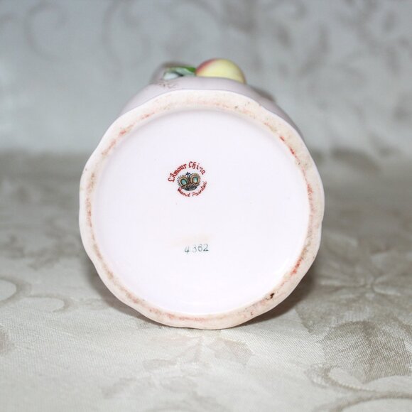 Pink L'Amour China Vase | Japanese Ceramics - Picture 3 of 5